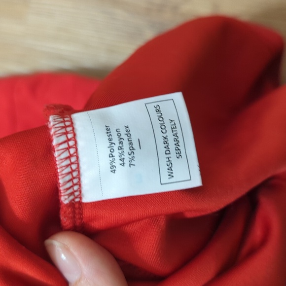 Red Sleeveless Women's Dress - Picture 5 of 6